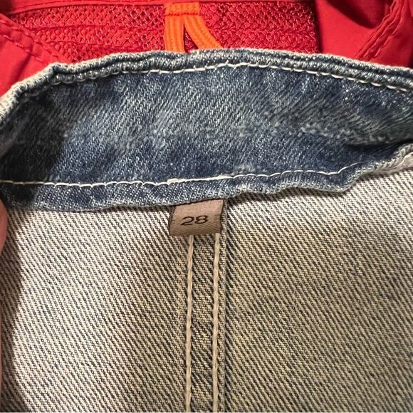 Carmar Mini Denim Skirt Button Fly Shredded Size 28 - Picture 6 of 8